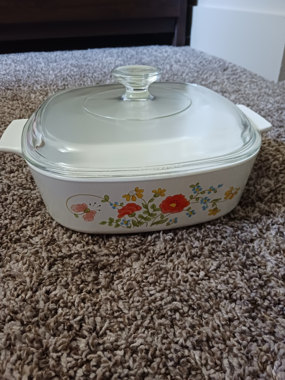 Vintage Corningware 2 Quart White Floral Glass Covered Casserole Dish